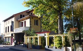 Hotel Restaurant Les Platanes